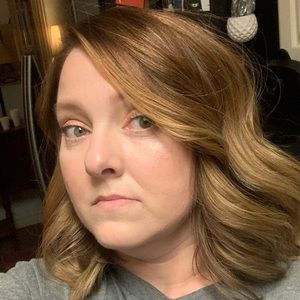 Meet your Posher, Tina